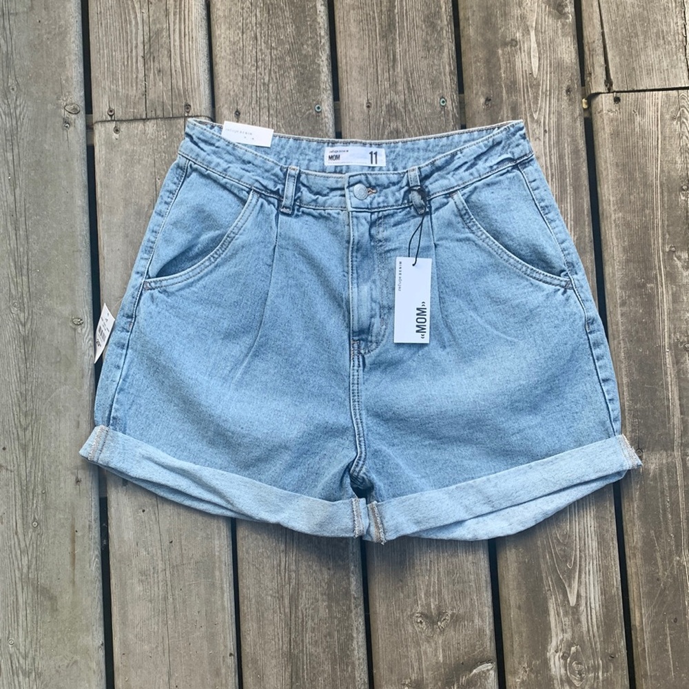 Refuge Denim Mom Shorts BRAND NEW - Picture 1 of 6